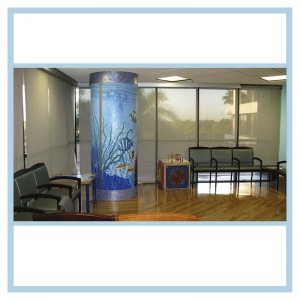 column-underwater-theme-mural-hospital-art-healthcare-design