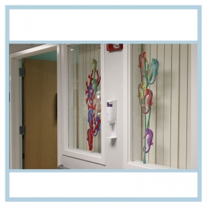 seahorse-window-decal-hospital-wall-art-healthcare-design
