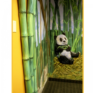 bamboo-murall-rainforest-theme-doctors-office-interior-design