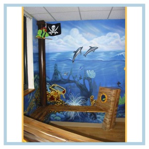 pirate-flag-underwater-treasure-nautical-theme-hospital-art-healthcare-design