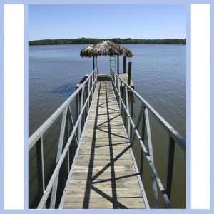 tiki pier